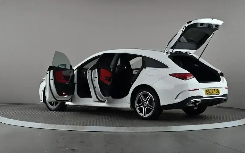Used Mercedes CLA250e AMG Line Premium Plus 218 HP (160 kW) 2022 White Coupe