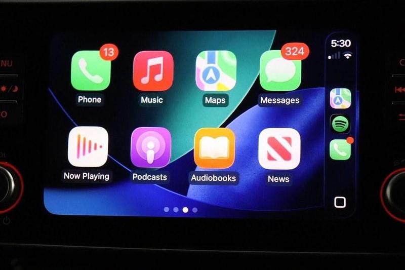 Used Nissan Leaf Tekna 160 kW (218 HP) 2021 White Hatchback