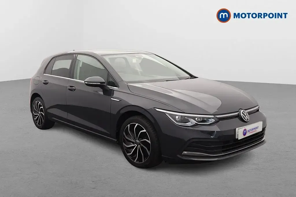 Second-hand VW Golf VIII Edition 150 CP (110 kW) 2023 Hatchback