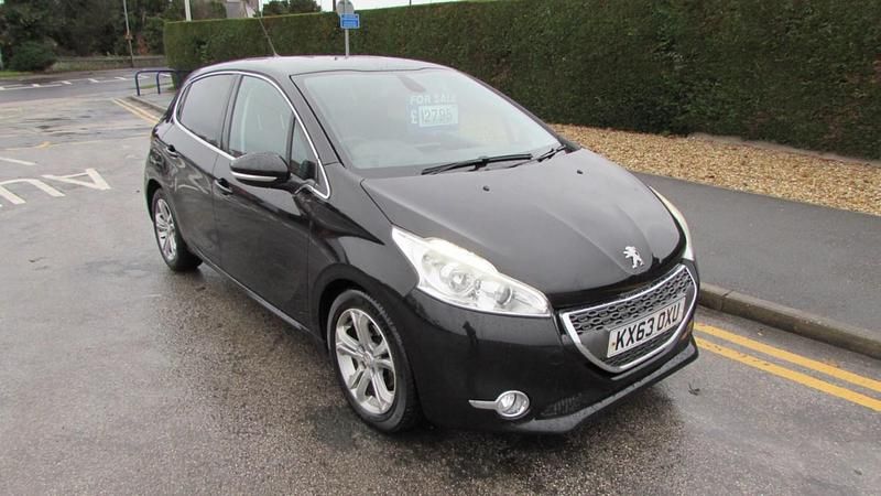 Black Used 2013 Peugeot 208 Allure Hatchback | £2,795 (Expensive) - Image 1/4