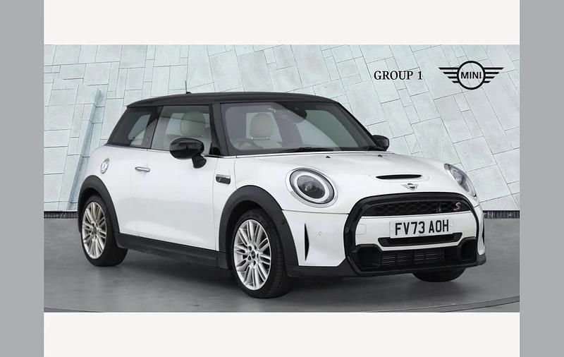 Used Mini Cooper S Exclusive 178 HP (130 kW) 2023 White Hatchback