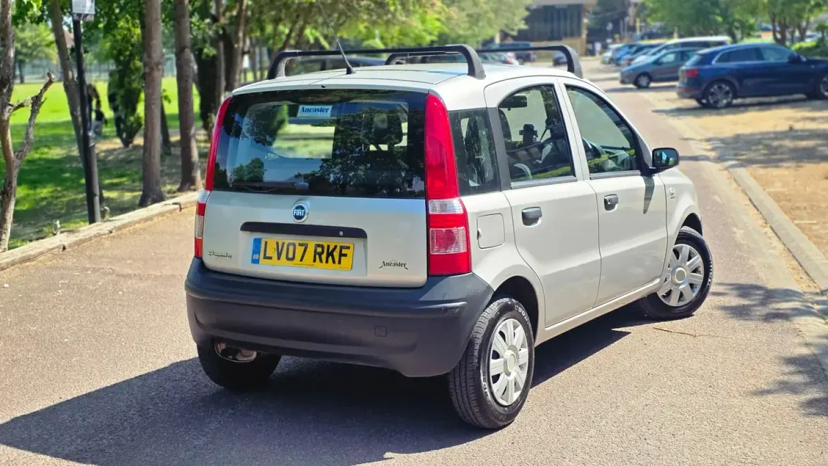 Usado Fiat Panda Active 54 HP (39 kW) 2007 Cinzento Citadino