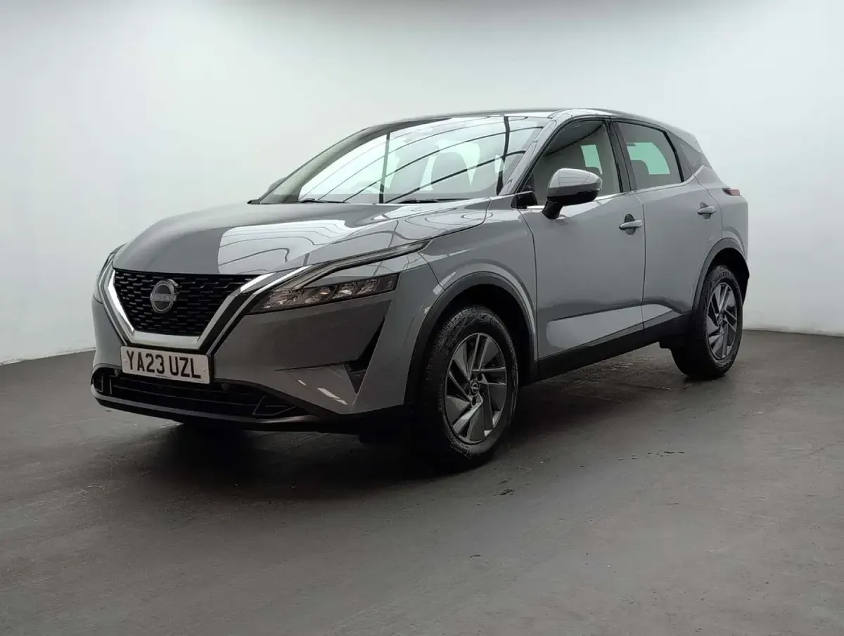 Used Nissan Qashqai Acenta Premium 140 HP (102 kW) 2023 Grey SUV
