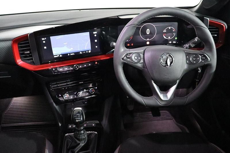 Używany Vauxhall Mokka S 134 KM (98 kW) 2024 Szary SUV