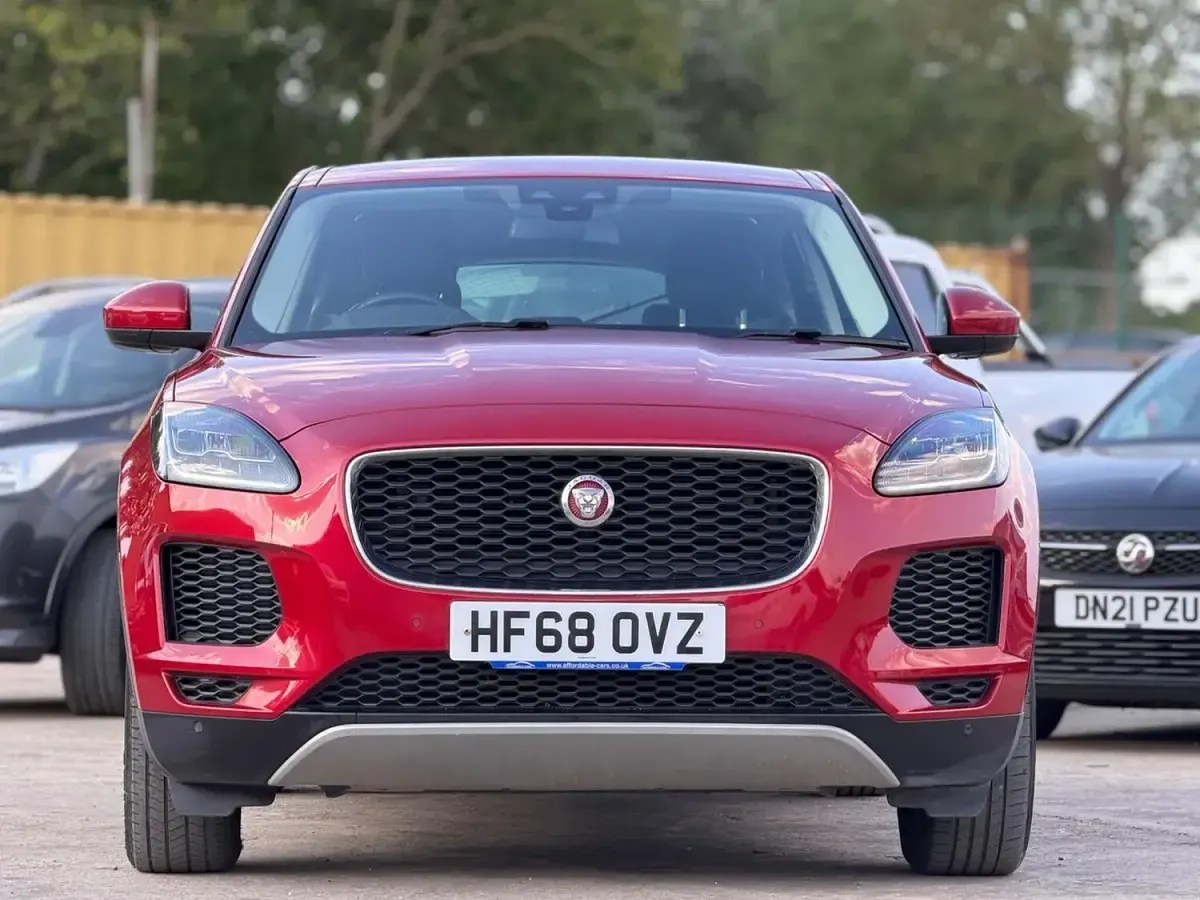 Used Jaguar E-Pace 150 HP (110 kW) 2018 Red SUV