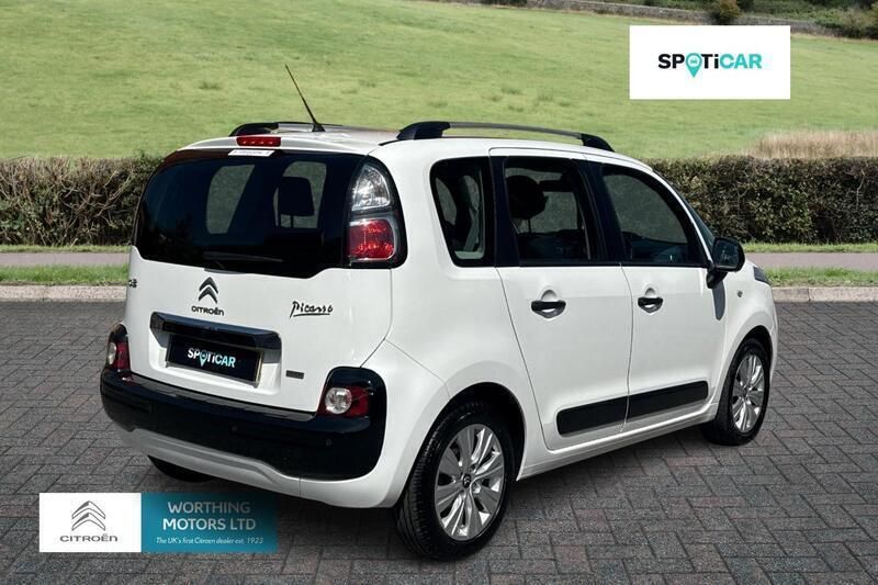 White Used 2016 Citroën C3 Picasso PureTech MPV | £6,490 (Fair price) - Image 1/4