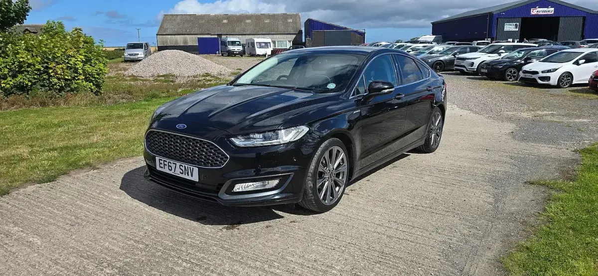 Used Ford Mondeo Vignale 180 HP (132 kW) 2018 Black Hatchback
