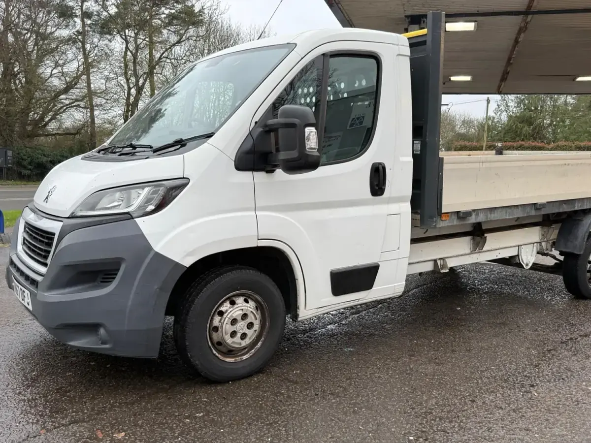 Used Peugeot Boxer 130 HP (95 kW) 2017 White Van