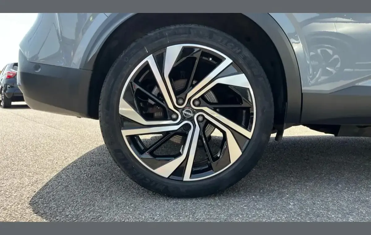 Used Nissan Qashqai Tekna+ 190 HP (139 kW) 2023 Grey SUV