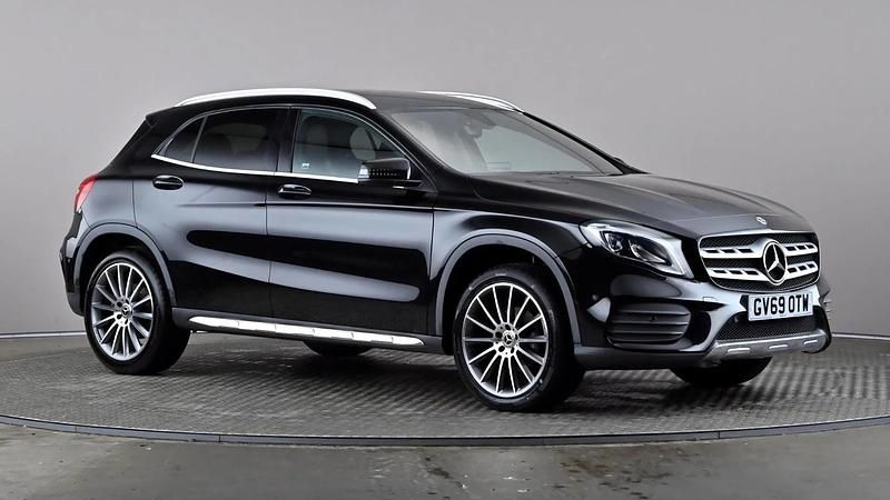 Used Mercedes GLA180 AMG line 122 HP (89 kW) 2020 Black SUV