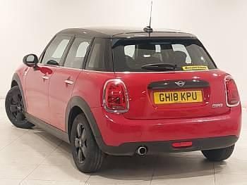 Used Mini Cooper 136 HP (100 kW) 2018 Red Hatchback