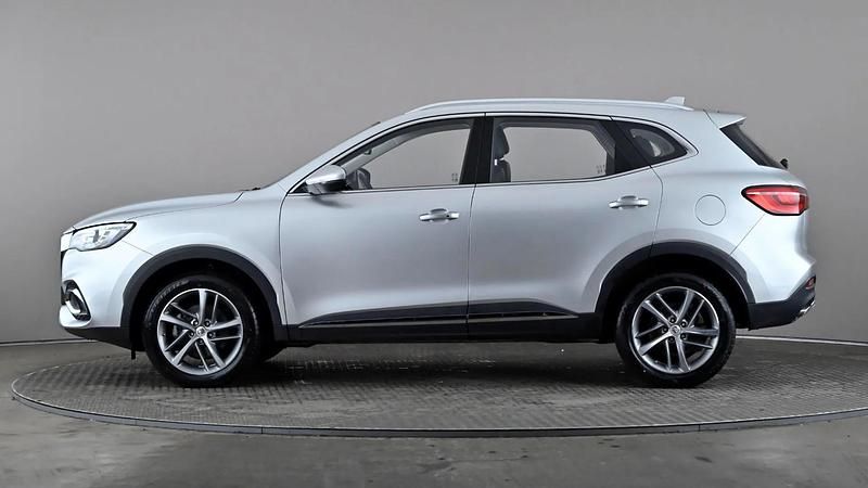 Used MG HS Excite 162 HP (119 kW) 2023 Silver SUV