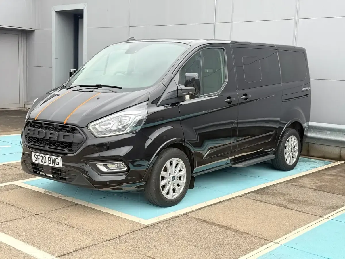 Used Ford Tourneo Titanium 130 HP (95 kW) 2020 Black MPV