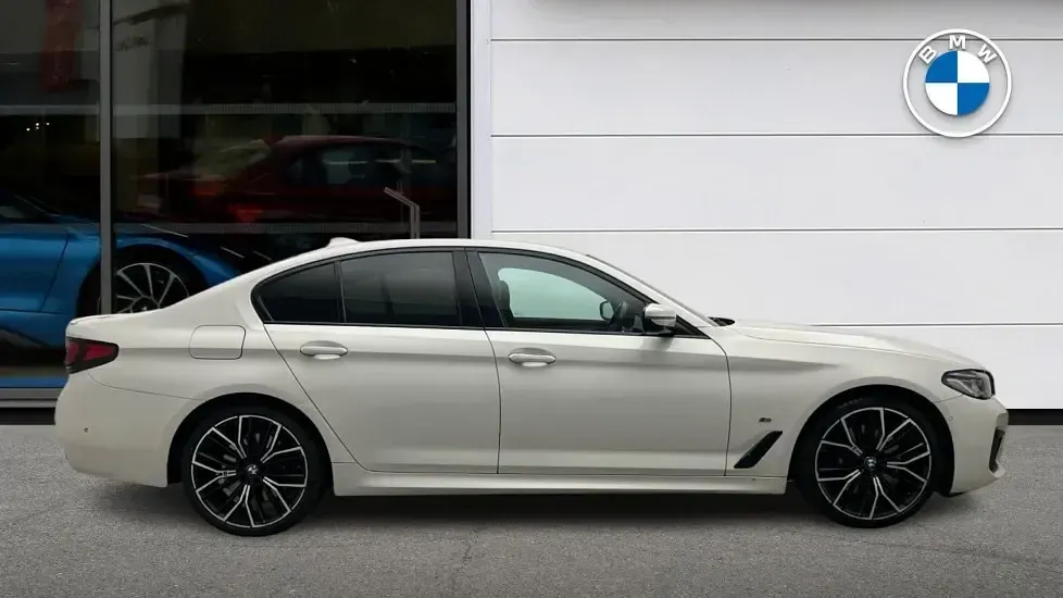 Used BMW 530e M Sport 288 HP (211 kW) 2021 White Sedan