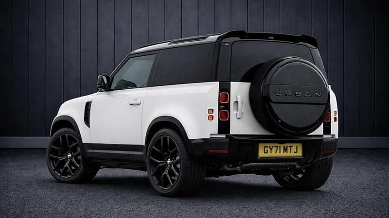 Used Land Rover Defender S 200 HP (147 kW) 2021 White SUV