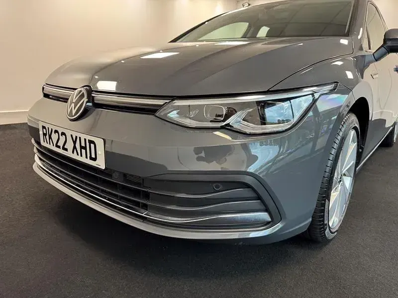 Used VW Golf VIII Style 150 HP (110 kW) 2022 Grey Hatchback