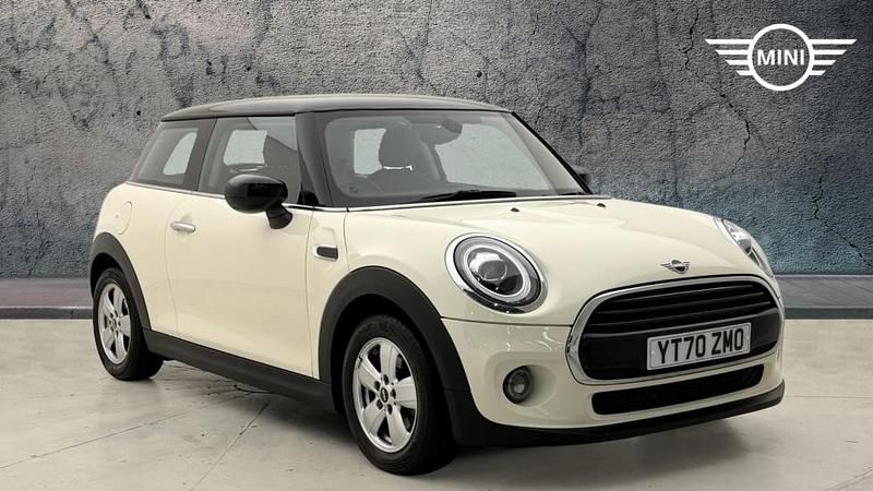 Used Mini Cooper Classic 134 HP (98 kW) 2020 White Hatchback