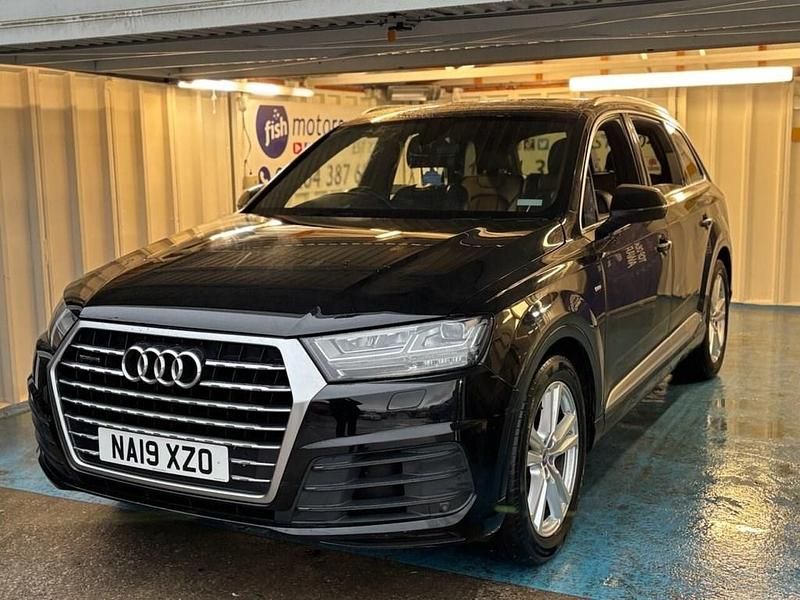 Used Audi Q7 S-Line 231 HP (169 kW) 2019 Black SUV
