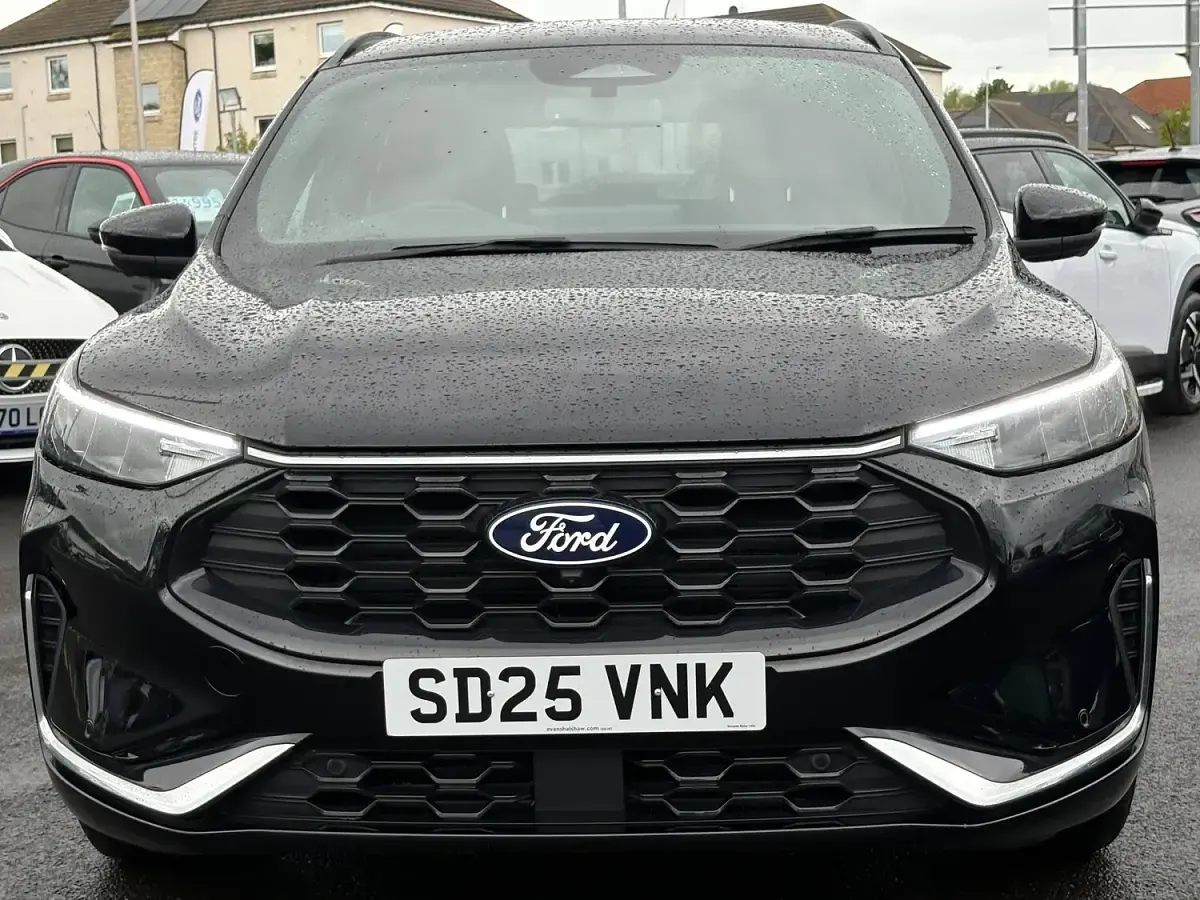 Used Ford Kuga ST-Line 150 HP (110 kW) 2025 Black SUV