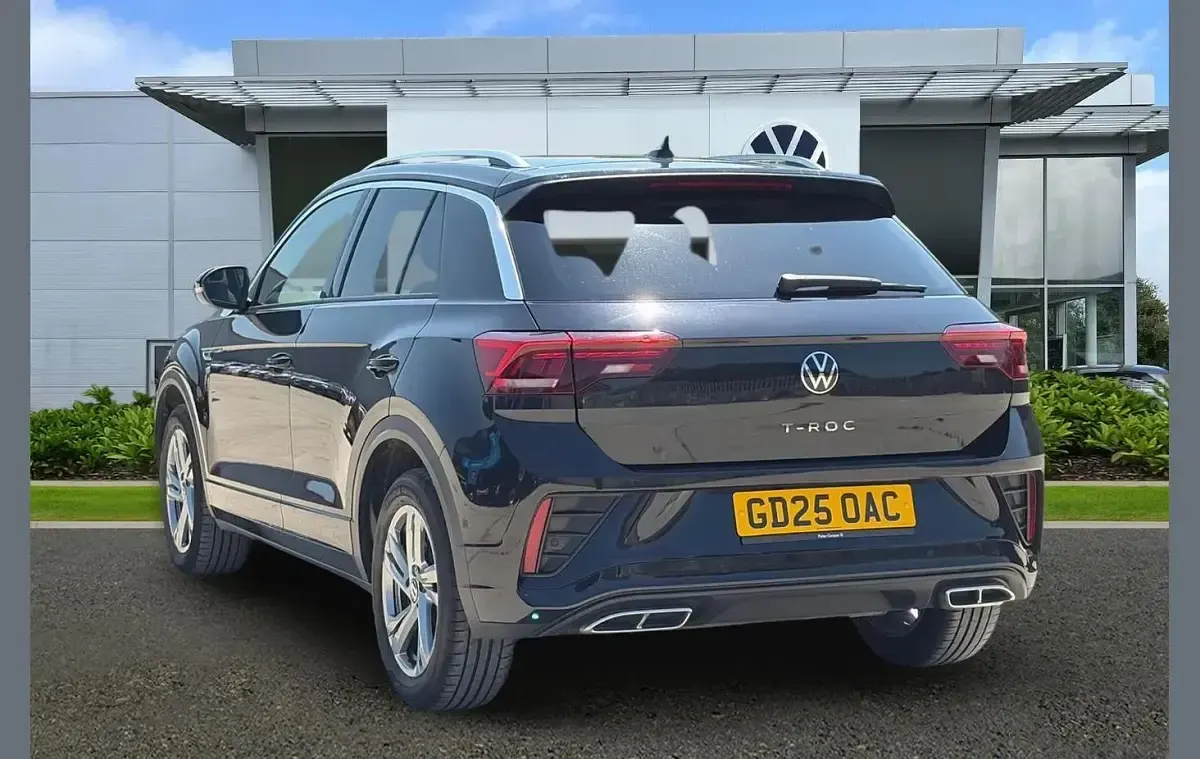 Used VW T-Roc R-line 150 HP (110 kW) 2025 Black SUV