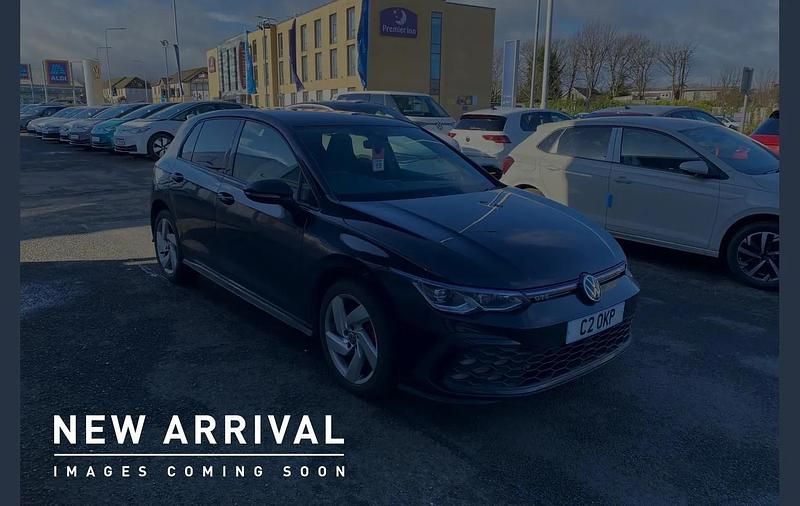 Used VW Golf VIII GTE 241 HP (177 kW) 2022 Black Hatchback