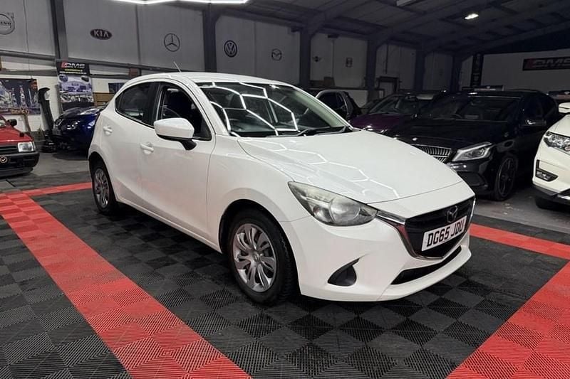 Used Mazda 2 75 HP (55 kW) 2015