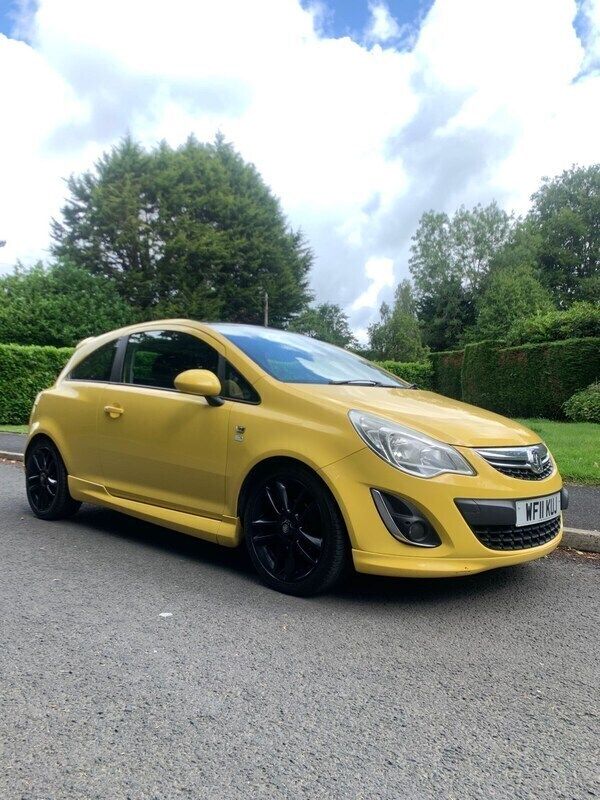 Yellow Used 2011 Vauxhall Corsa Edition Hatchback | £2,295 (Fair price) - Image 1/4