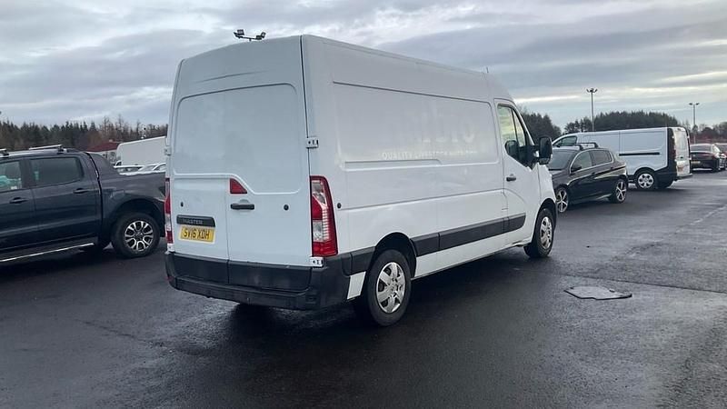 Used Renault Master Business 2016 White Van