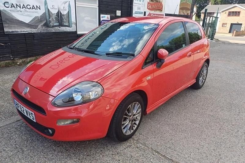 Red Used 2013 Fiat Punto Hatchback | £1,595 (Fair price) - Image 1/1