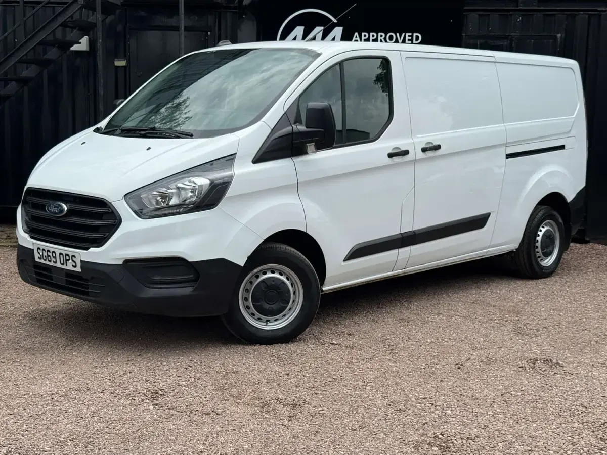 Used Ford Transit Custom 2019 White