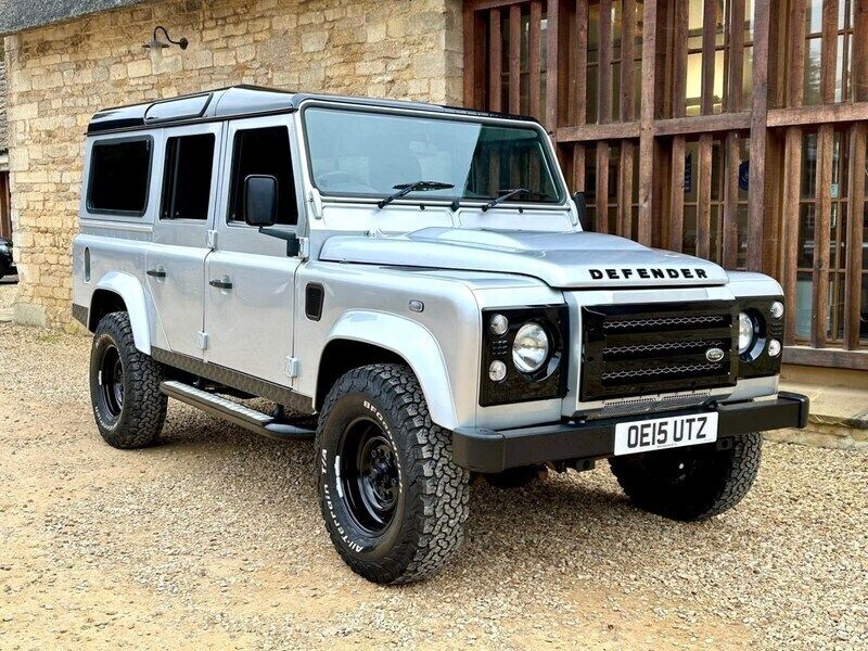 Silver Used 2015 Land Rover Defender SUV | £39,995 (Fair price) - Image 1/4