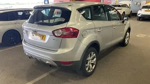 Used Ford Kuga Zetec 140 HP (102 kW) 2010 Silver SUV