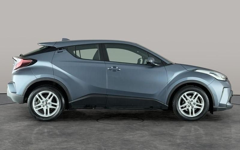 Used Toyota C-HR 122 HP (89 kW) 2023 SUV