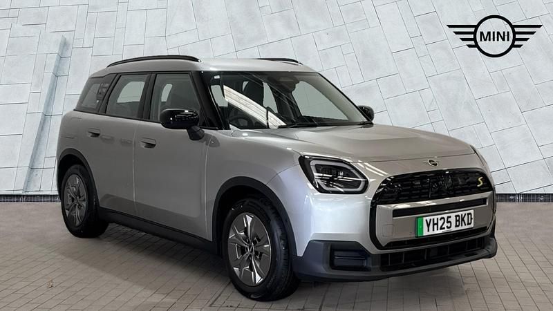 Silver New 2025 Mini Countryman SUV | £33,000 (Super price) - Image 1/4