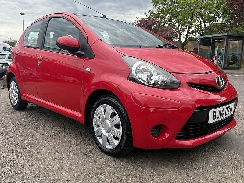 Usado Toyota Aygo 2014 Multicoloured Citadino