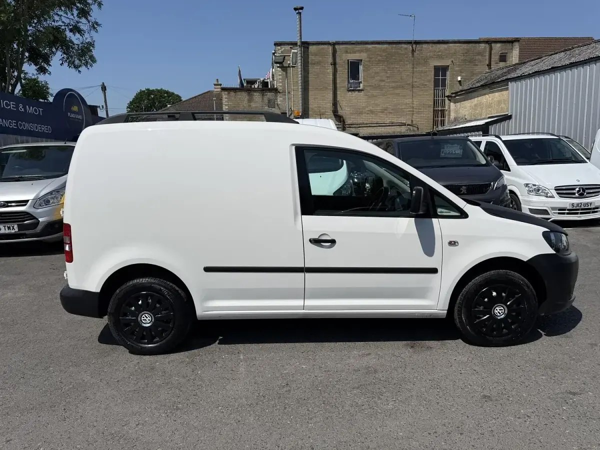 Used VW Caddy Startline 75 HP (55 kW) 2016 White MPV