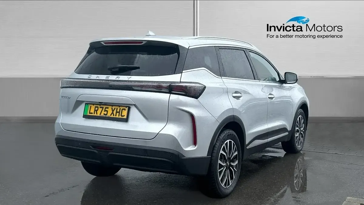 Used Chery Tiggo 7 204 HP (150 kW) 2025 Silver SUV