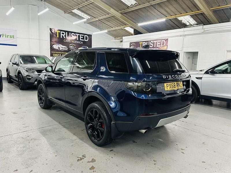 Used Land Rover Discovery Sport HSE 180 HP (132 kW) 2018 Blue SUV