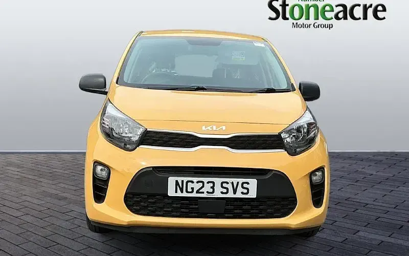 Used Kia Picanto 67 HP (49 kW) 2023 Yellow Hatchback