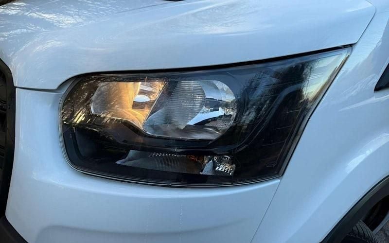 Used Ford Transit 131 HP (96 kW) 2023 Van