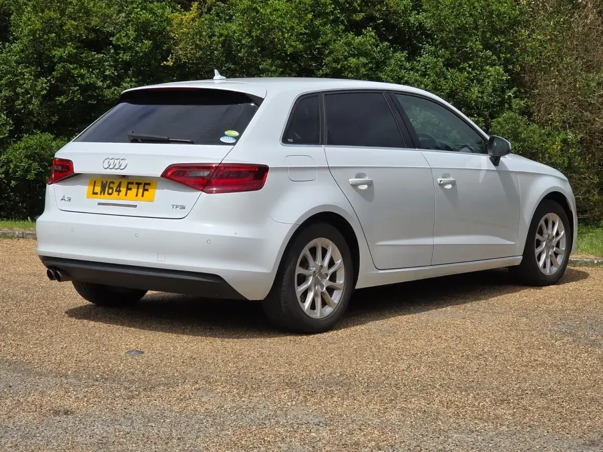 Used Audi A3 2014 White Hatchback