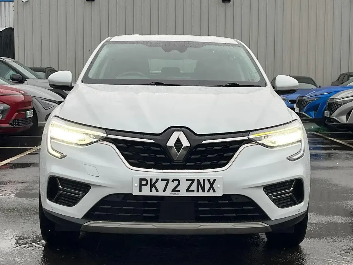 Used Renault Arkana Version S 145 HP (106 kW) 2022 White SUV