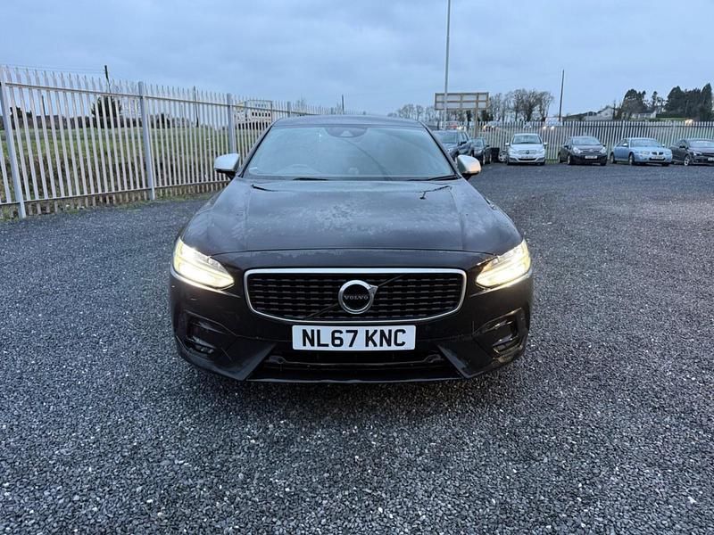 Used Volvo S90 R-Design 188 HP (138 kW) 2017 Black Sedan