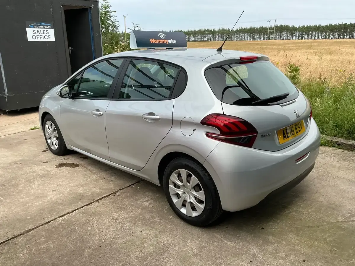 Used Peugeot 208 Access 2016 Silver Hatchback