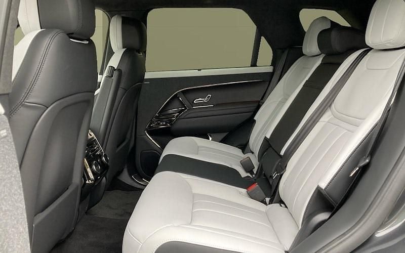 Used Land Rover Range Rover Sport Autobiography 530 HP (389 kW) 2024 Other SUV