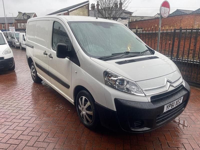 White Used 2011 Citroën Dispatch MPV | £2,495 (Fair price) - Image 1/4