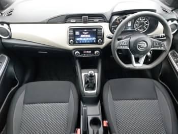 Used Nissan Micra Acenta 92 HP (67 kW) 2022 White Hatchback