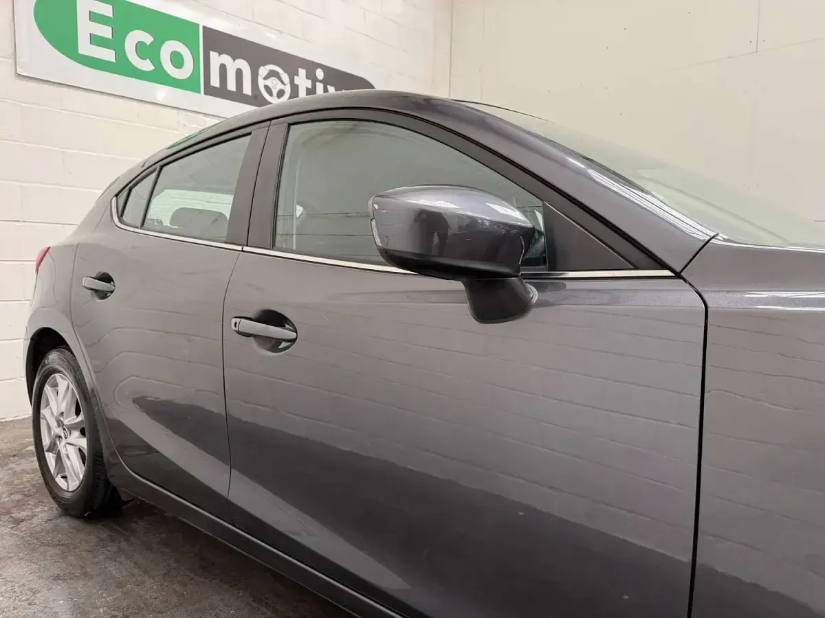 Used Mazda 3 165 HP (121 kW) 2016 Grey Hatchback