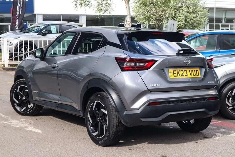 Used Nissan Juke N-Connecta 143 HP (105 kW) 2023 Grey SUV