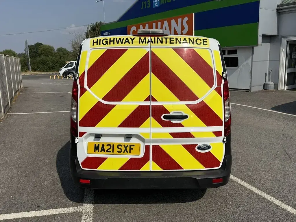 Used Ford Transit S 75 HP (55 kW) 2021 White Van